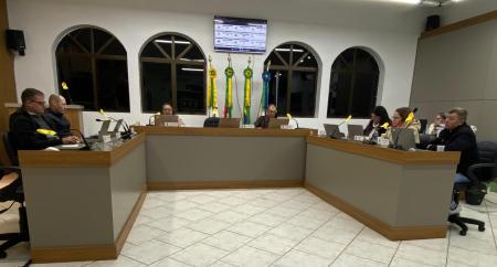 Projetos são analisados por comissões