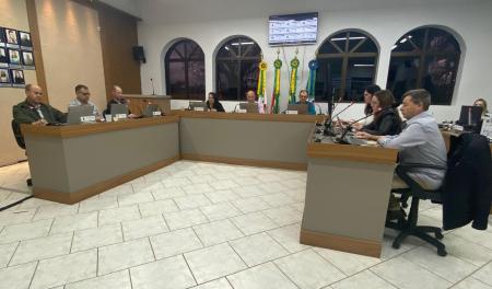Legislativo de Cruzeiro do Sul abre os trabalhos do mês de outubro