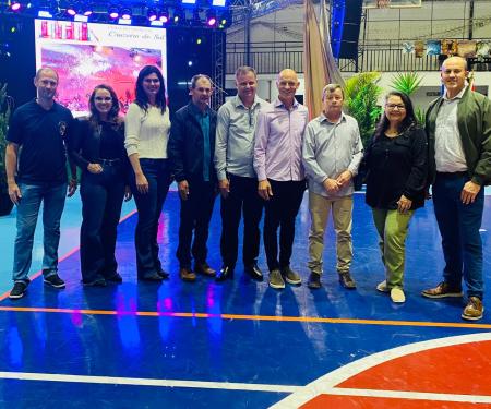 Edis prestigiam abertura da 18ª Feira do Livro e reforçam compromisso com a educação e a cultura