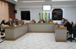 Legislativo analisa projetos de assistência social, saúde e orçamento municipal