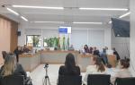 Secretária de Assistência Social participa de reunião na Câmara de Vereadores para debater Projetos