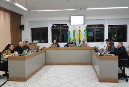 Projetos de lei entram em pauta na última sessão da Câmara de Vereadores