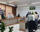 Vereadores de Cruzeiro do Sul deliberam sobre projetos em reunião ordinária